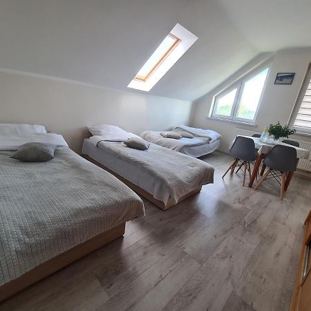 Pokoje Goscinne Wierzchucino Exteriör bild
