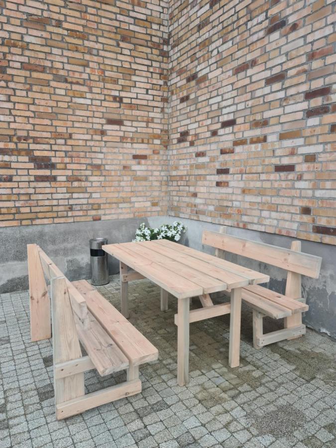 Pokoje Goscinne Wierzchucino Exteriör bild